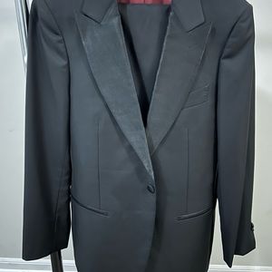 Preowned, Suitsupply 1-Button New Verona Peak Lapel Tuxedo (Slim Fit)
